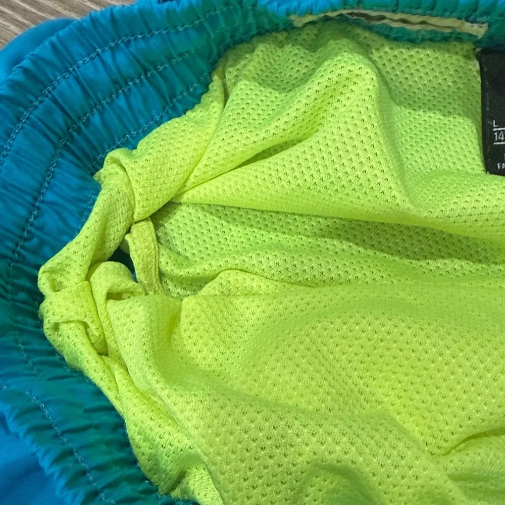 Nike Kids Blue Swim Trunks Size L